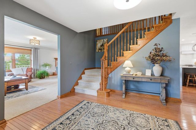2911 Wildlife LANE, Richfield, WI 53076