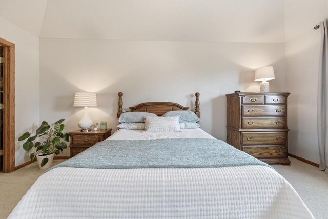 2911 Wildlife LANE, Richfield, WI 53076