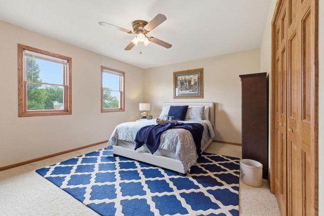 2911 Wildlife LANE, Richfield, WI 53076