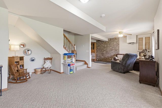 2911 Wildlife LANE, Richfield, WI 53076