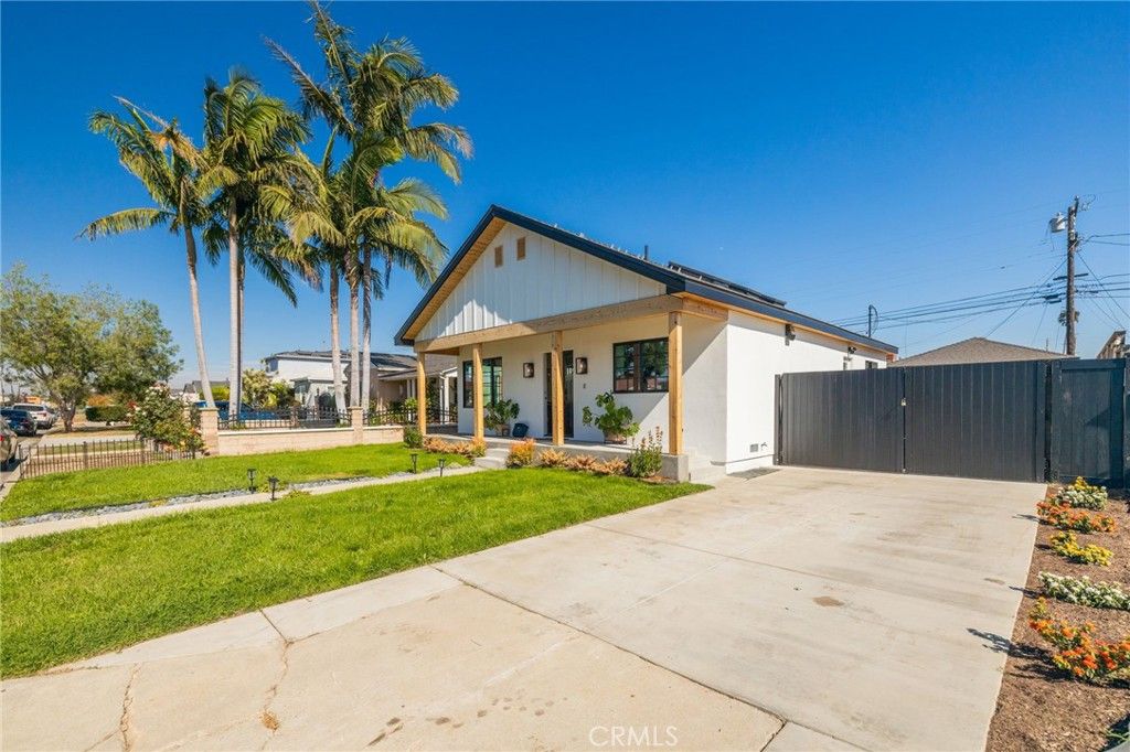 Image 3 of property listing at 15316 Atkinson, Gardena, CA 90249
