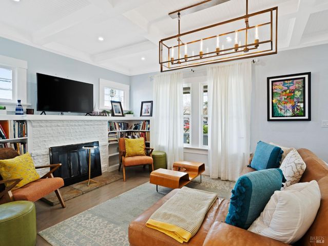 2325 Georgia St, Napa, CA 94559