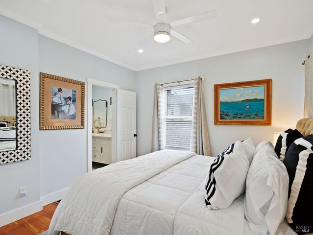 2325 Georgia St, Napa, CA 94559