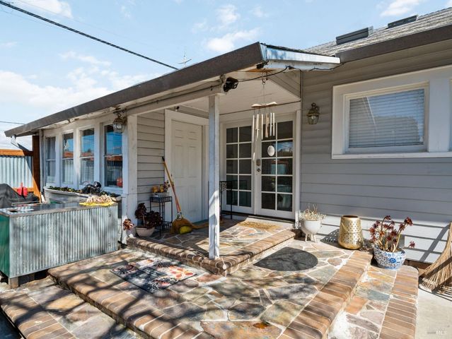 2325 Georgia St, Napa, CA 94559