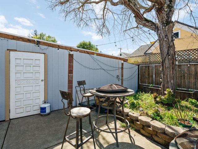 2325 Georgia St, Napa, CA 94559