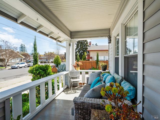 2325 Georgia St, Napa, CA 94559