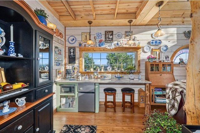 717 Conrad Hill Way, Colville, WA 99114