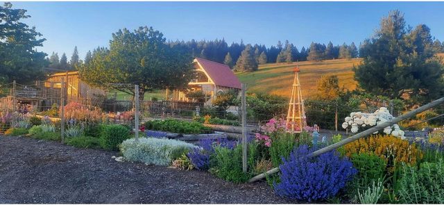 717 Conrad Hill Way, Colville, WA 99114