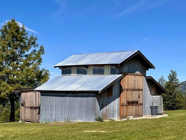 717 Conrad Hill Way, Colville, WA 99114