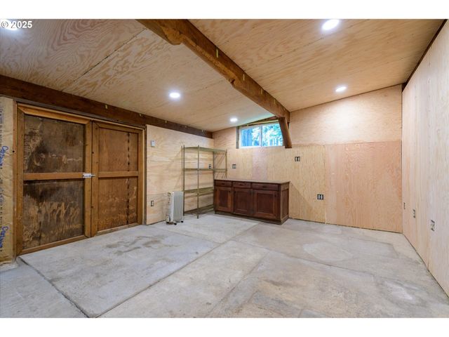 56642 MCKENZIE Hwy, Mc Kenzie Bridge, OR 97413