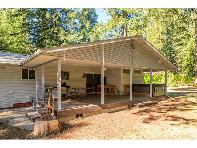 56642 MCKENZIE Hwy, Mc Kenzie Bridge, OR 97413