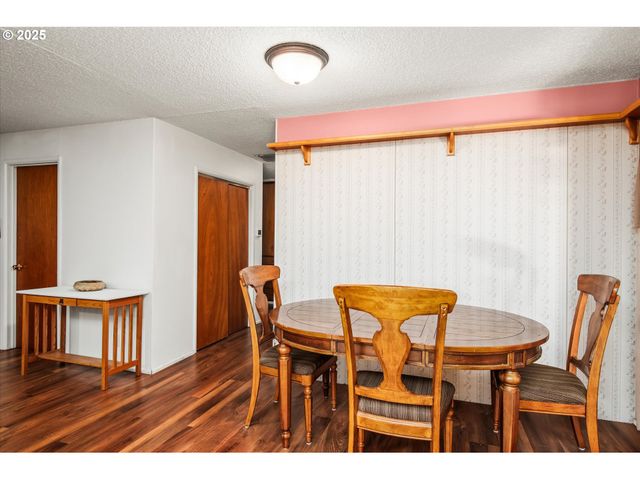 56642 MCKENZIE Hwy, Mc Kenzie Bridge, OR 97413