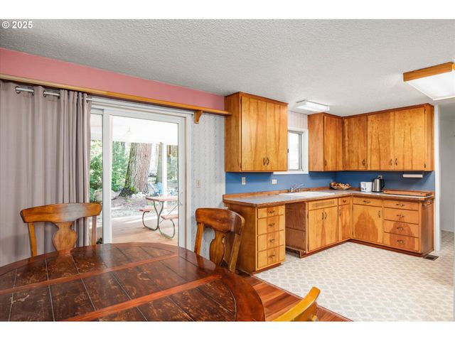 56642 MCKENZIE Hwy, Mc Kenzie Bridge, OR 97413