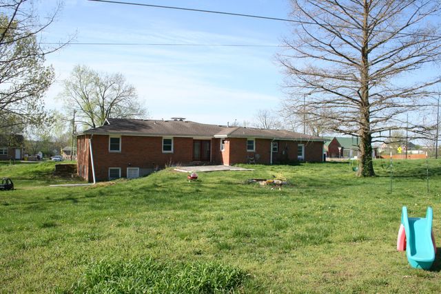 6003 E ST CHARLES RD, Columbia, MO 65202
