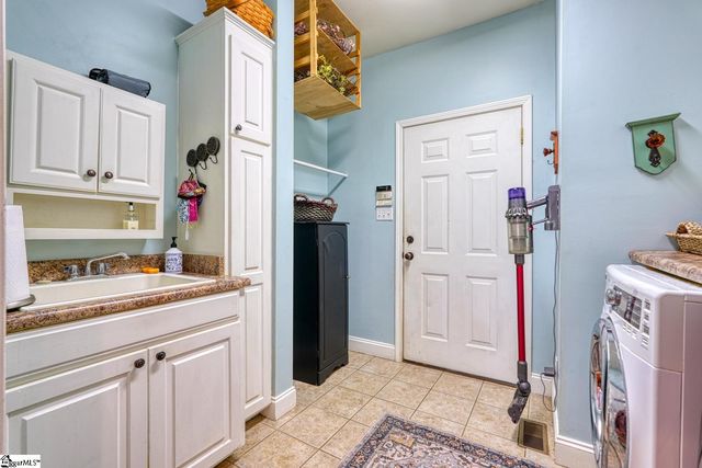 309 Swamp Fox Road, Spartanburg, SC 29306