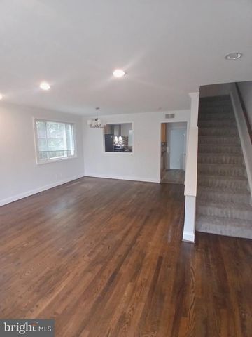 2217 HOUSTON ST, Suitland, MD 20746