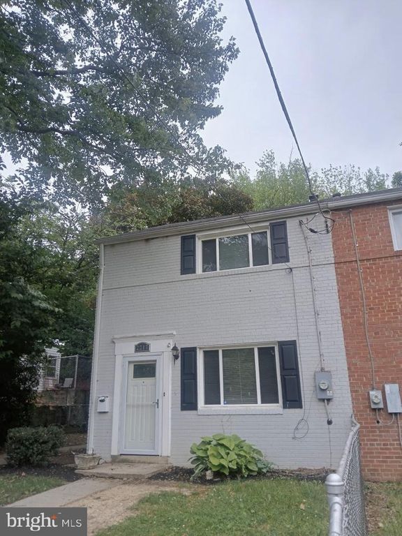 2217 HOUSTON ST, Suitland, MD 20746