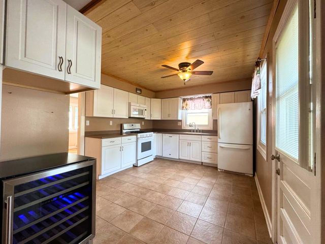 817 S Spring Road, Elmhurst, IL 60126