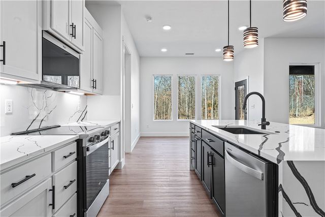 6 Alloway Lane, Bella Vista, AR 72715