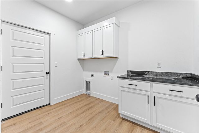 6 Alloway Lane, Bella Vista, AR 72715