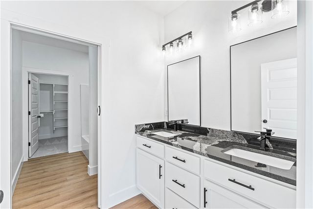 6 Alloway Lane, Bella Vista, AR 72715