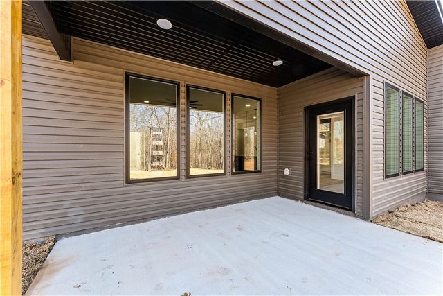 6 Alloway Lane, Bella Vista, AR 72715