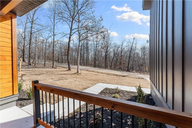 6 Alloway Lane, Bella Vista, AR 72715