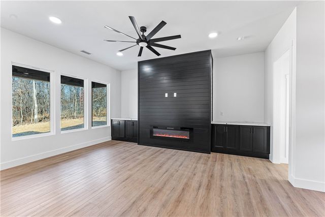 6 Alloway Lane, Bella Vista, AR 72715