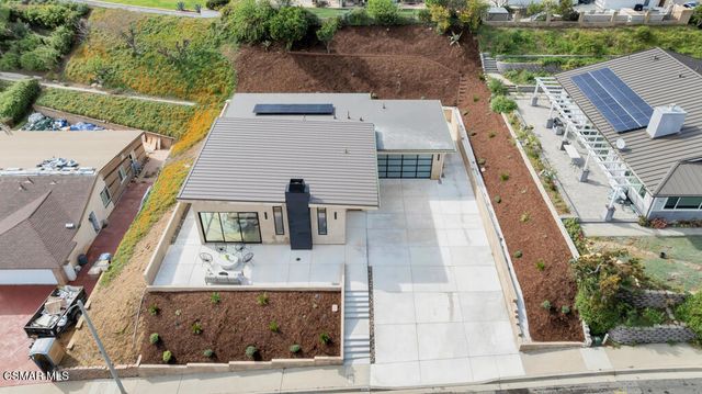 679 Adirondack Avenue, Ventura, CA 93003