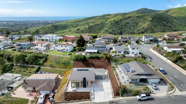 679 Adirondack Avenue, Ventura, CA 93003