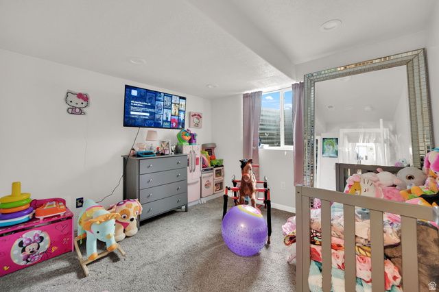 1284 N 900 W, Clinton, UT 84015