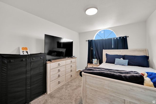 1284 N 900 W, Clinton, UT 84015