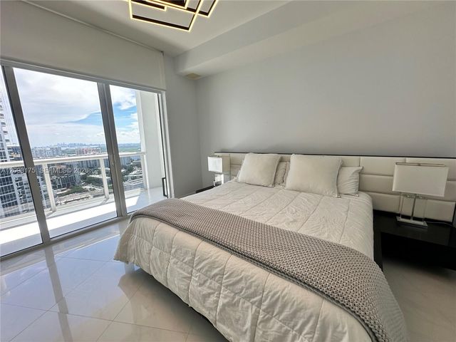 18201 Collins Avenue 4505, Sunny Isles Beach, FL 33160