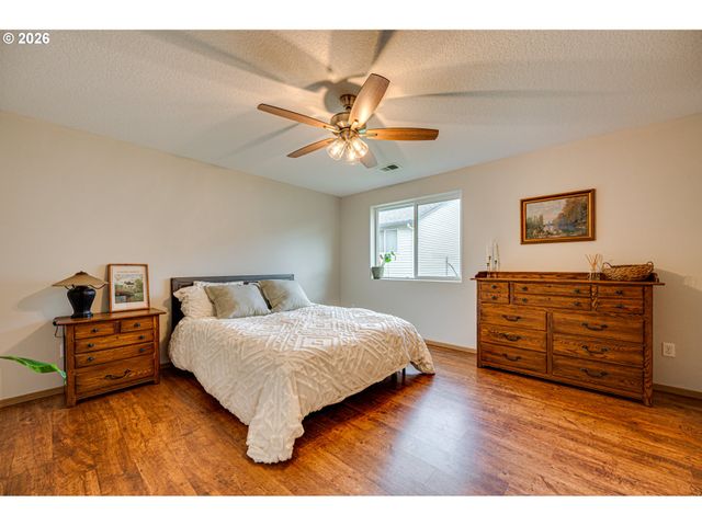 2122 Ne 79TH Ave, Vancouver, WA 98664