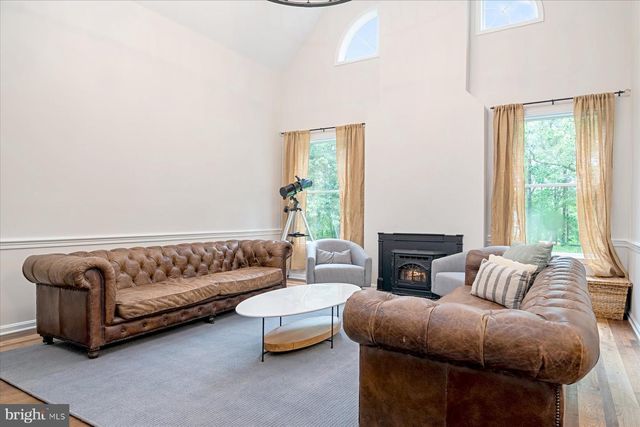 361 NORTH SHORE RD, Pasadena, MD 21122