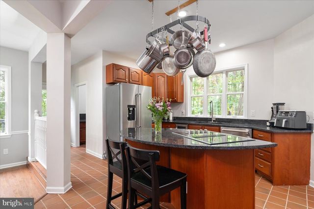 361 NORTH SHORE RD, Pasadena, MD 21122