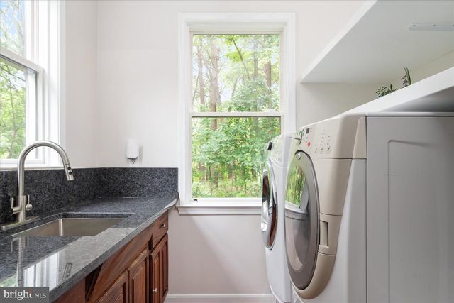 361 NORTH SHORE RD, Pasadena, MD 21122