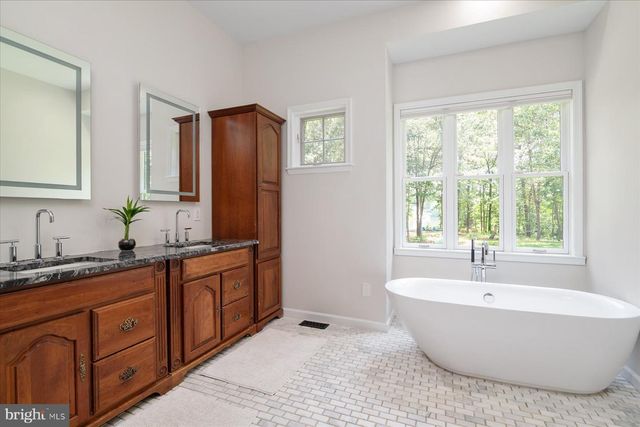 361 NORTH SHORE RD, Pasadena, MD 21122