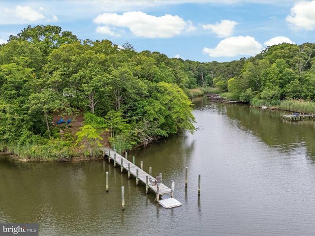 361 NORTH SHORE RD, Pasadena, MD 21122