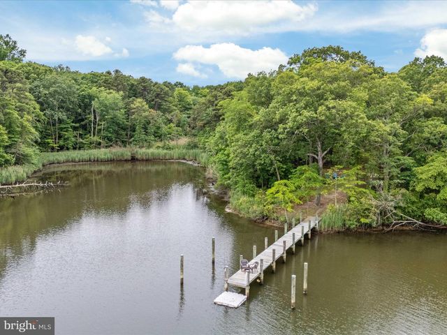 361 NORTH SHORE RD, Pasadena, MD 21122