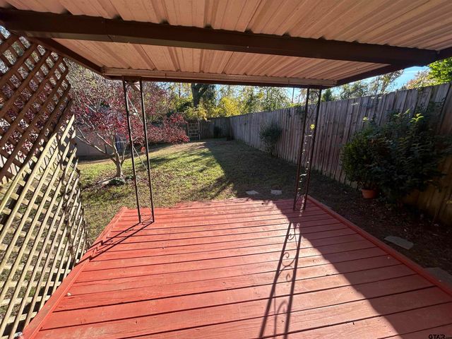 1515 San Antonio, Tyler, TX 75701