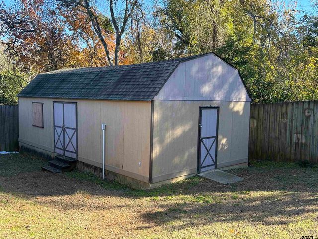 1515 San Antonio, Tyler, TX 75701