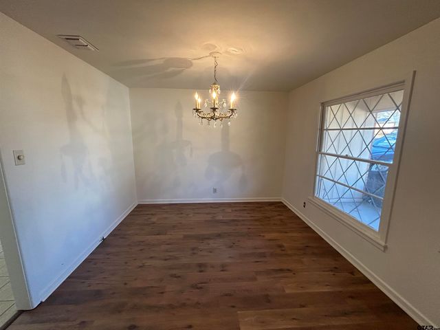 1515 San Antonio, Tyler, TX 75701