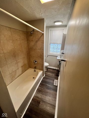 40 N Lasalle Street, Indianapolis, IN 46201