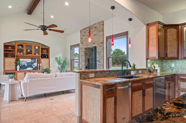 101 Spears Ranch RD, Jarrell, TX 76537