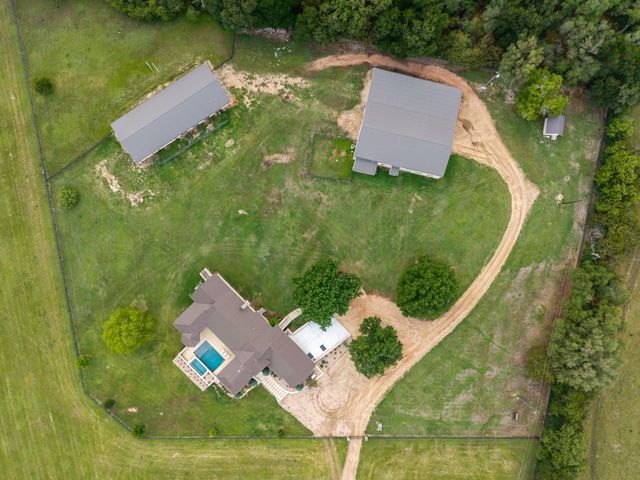 101 Spears Ranch RD, Jarrell, TX 76537