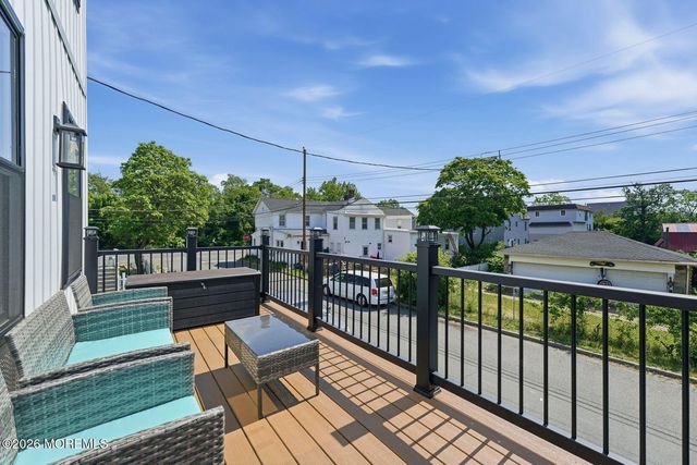 2 Brainard Avenue, Port Monmouth, NJ 07758