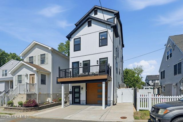 2 Brainard Avenue, Port Monmouth, NJ 07758