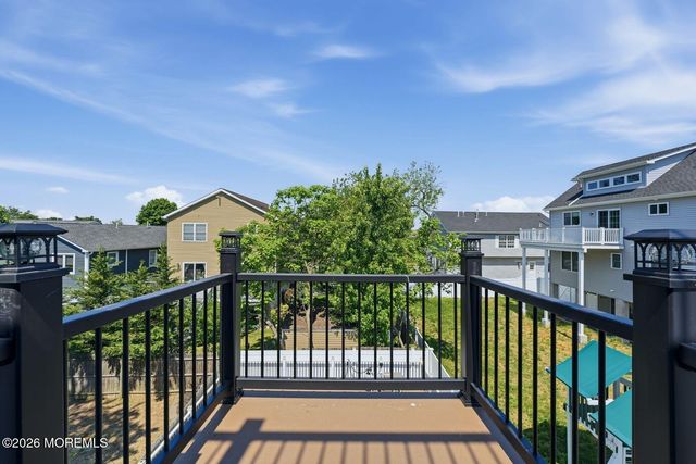 2 Brainard Avenue, Port Monmouth, NJ 07758