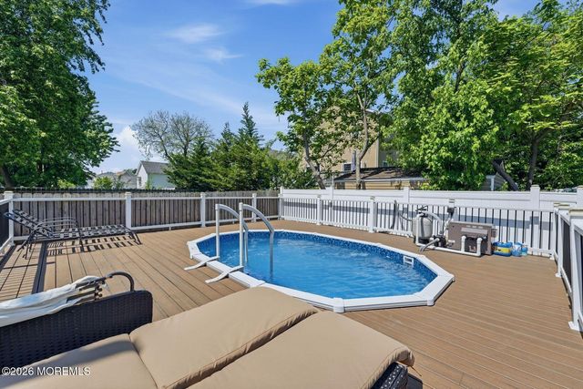 2 Brainard Avenue, Port Monmouth, NJ 07758